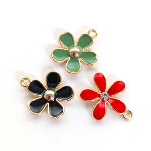 Trendy Y2K 90s Gold Tone Enamel Flower Power Boho Mini Pendant Bracelet Charms
